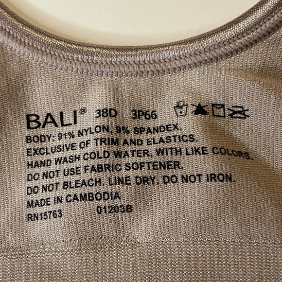 Bali Front Close Bra Padded Underwire Size 36DD NWOT - Picture 4 of 5